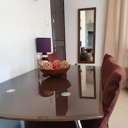 Cosea Living- Flat With Pool, Jasmine Gardens 206