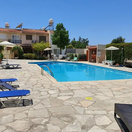 Cosea Living- Flat With Pool, Jasmine Gardens 206 Apartment