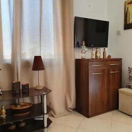 Apartment Cosea Living- Flat With Pool, Jasmine Gardens 206 *